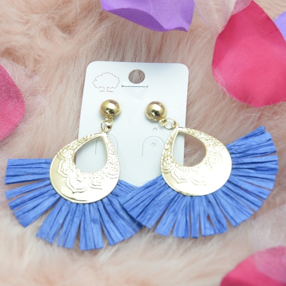 Jewelry - Fan Earrings Blue